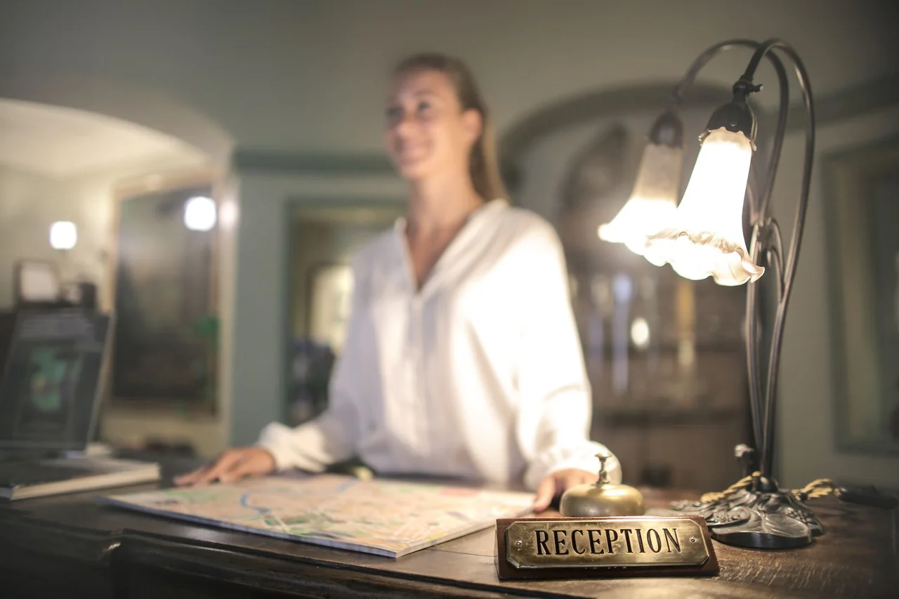 David L., Concierge